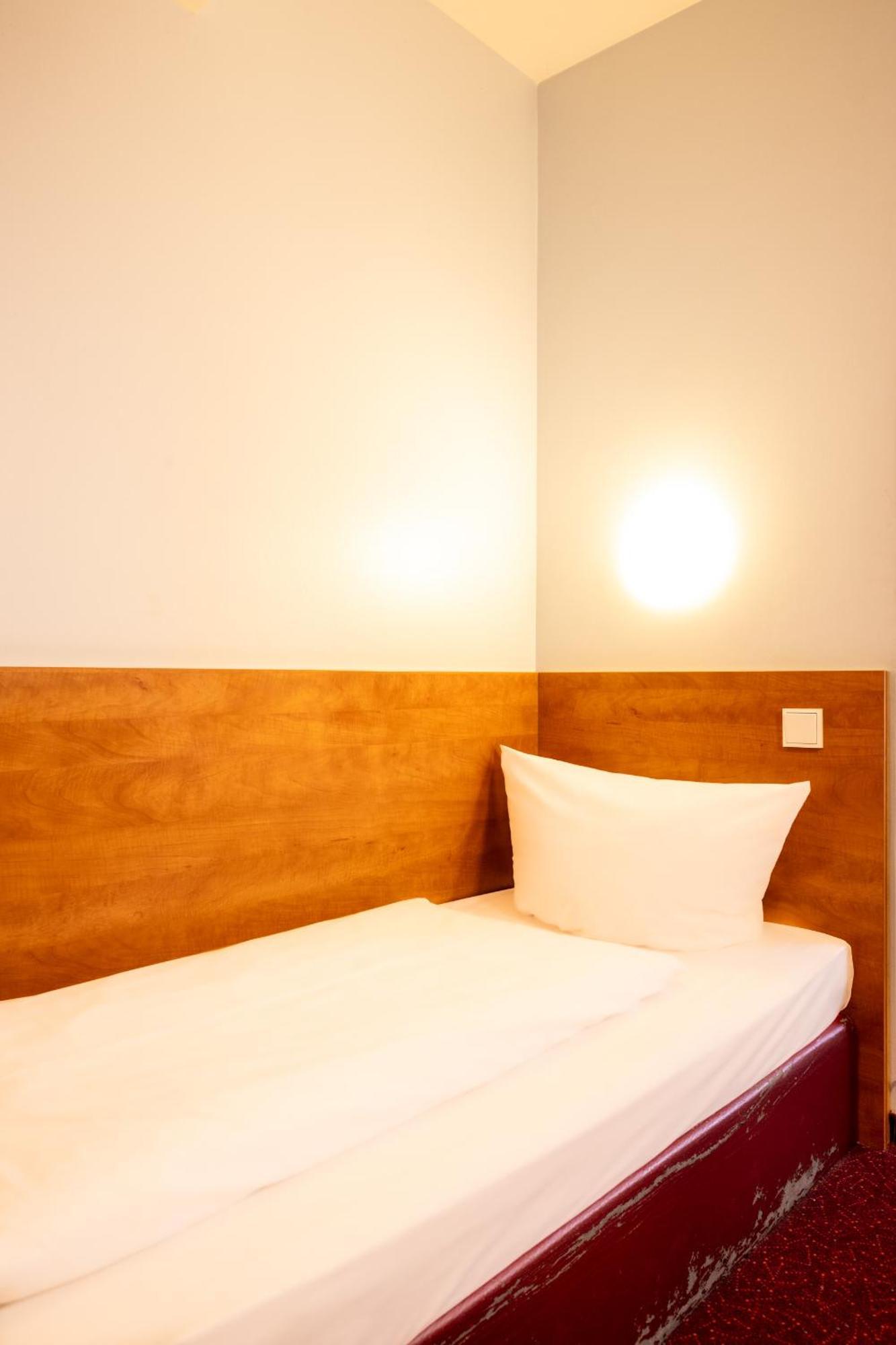 Hotel Rhynern Nord 哈姆 外观 照片